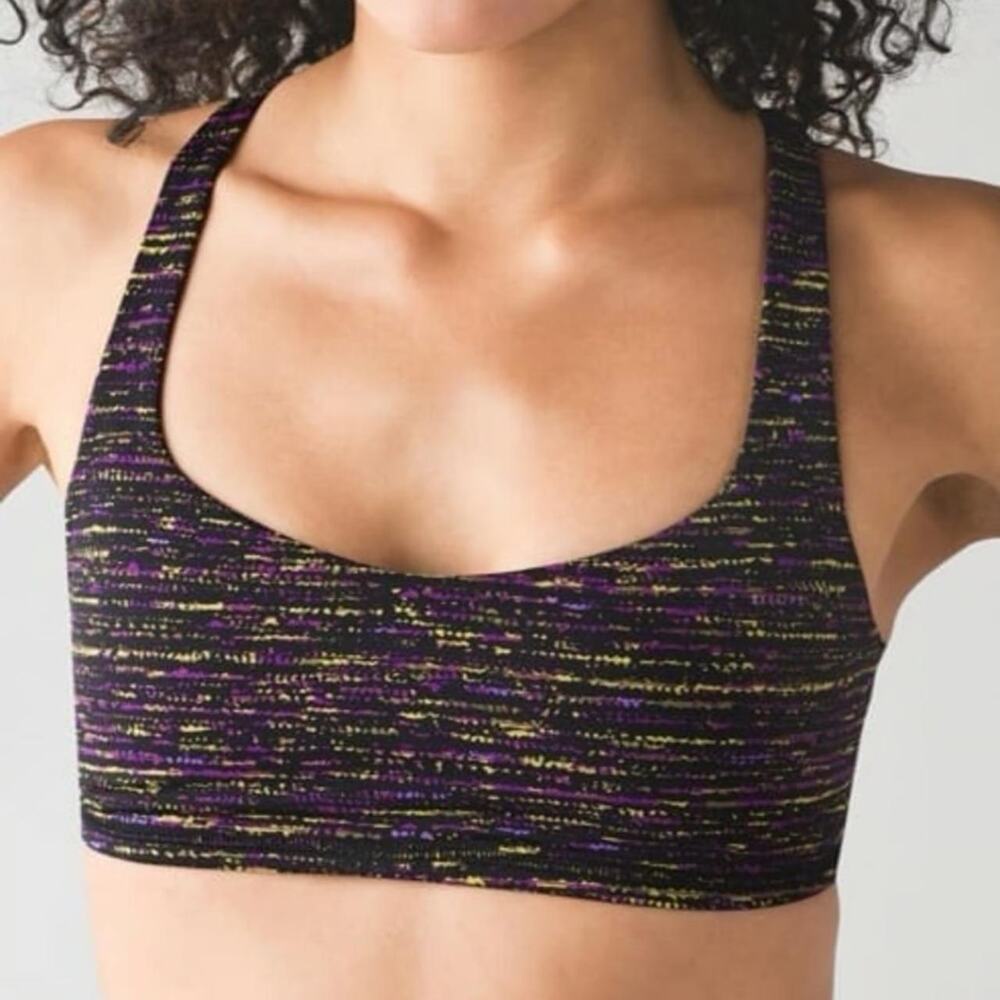 Lululemon Free to Be Bra